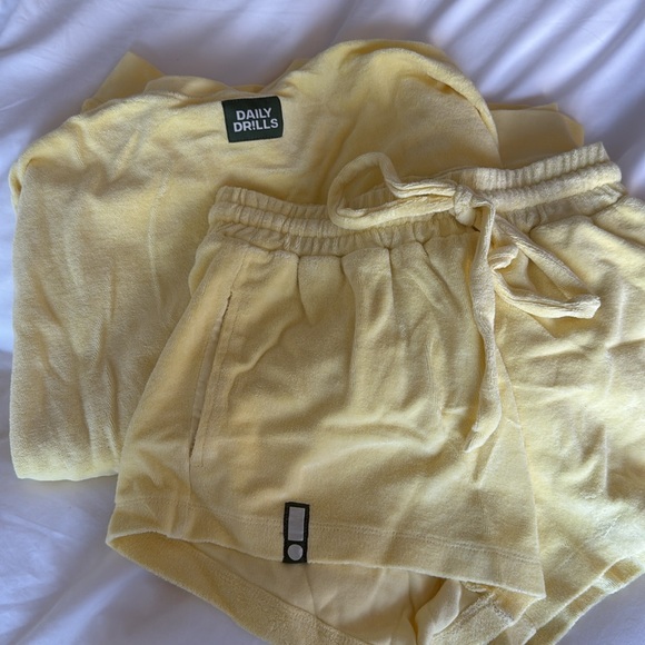 Daily Drills Yellow Terry Set - Picture 2 of 2